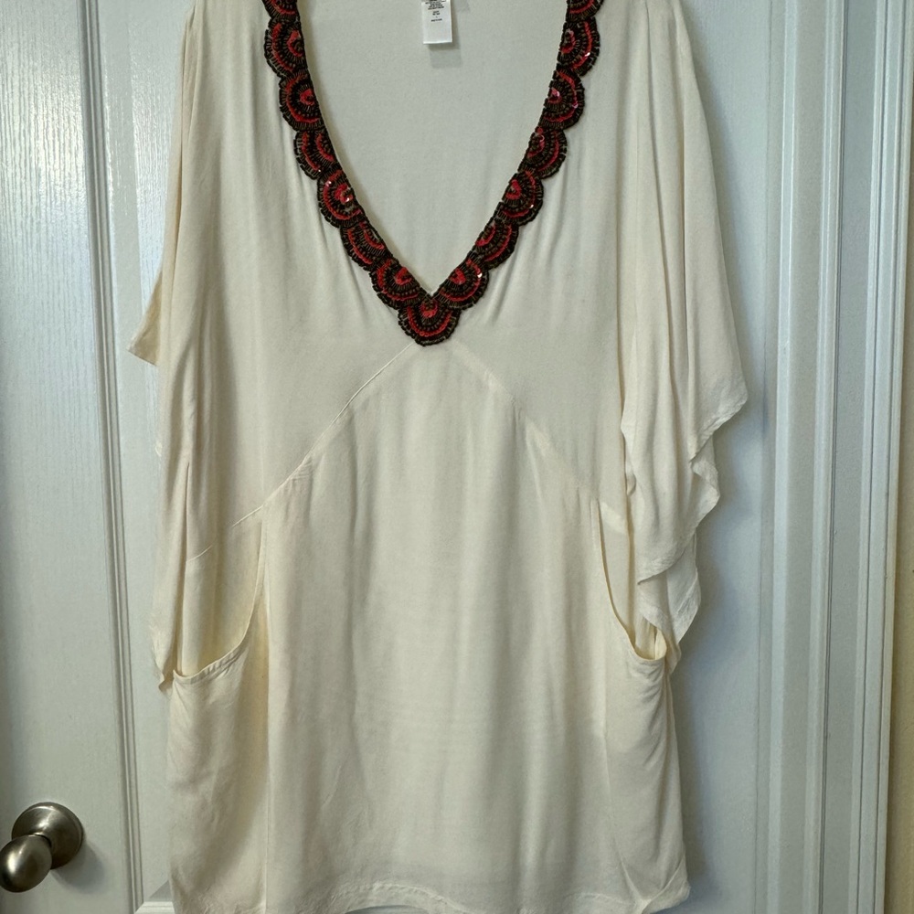 Dotti coverup. Size L